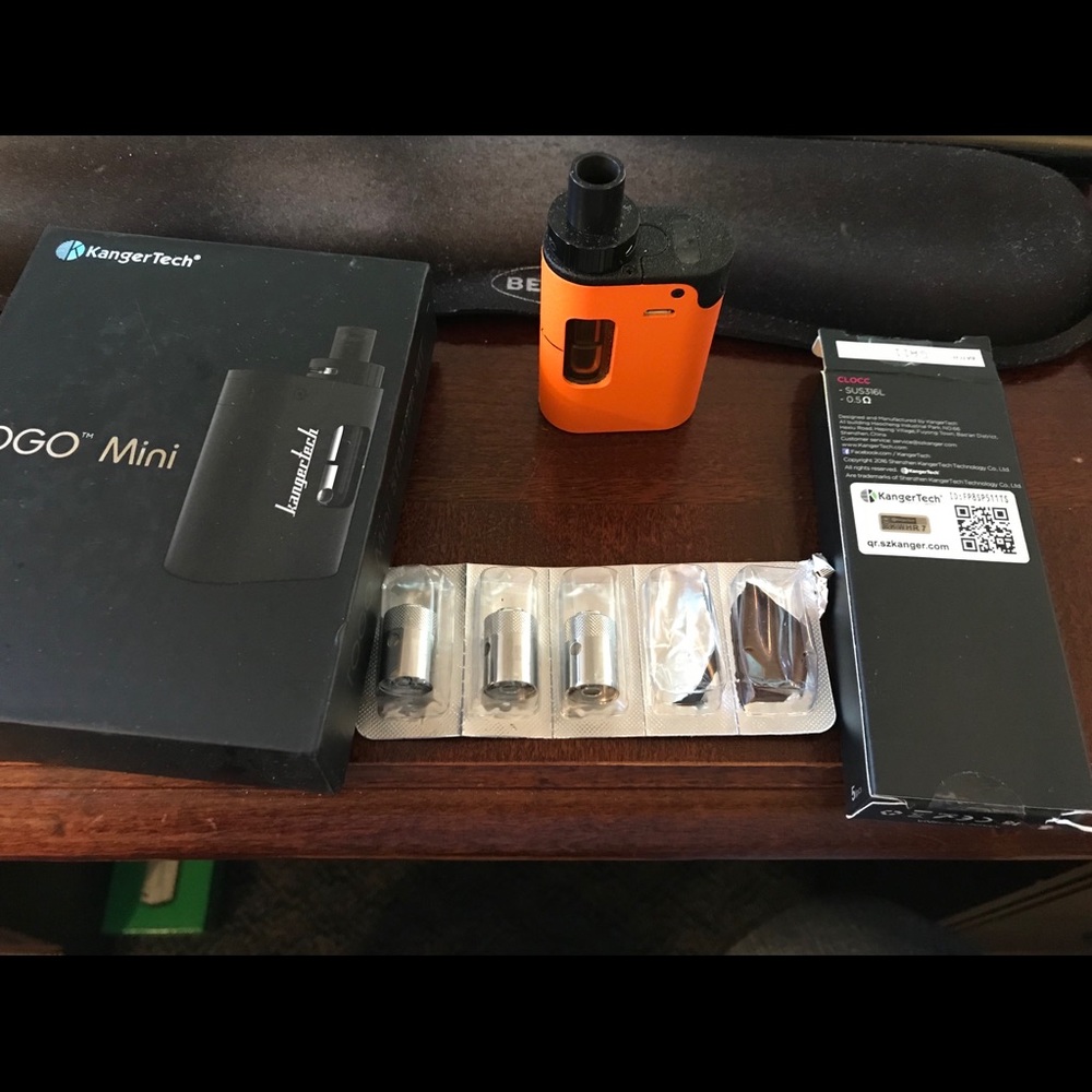 Togo mini with carts